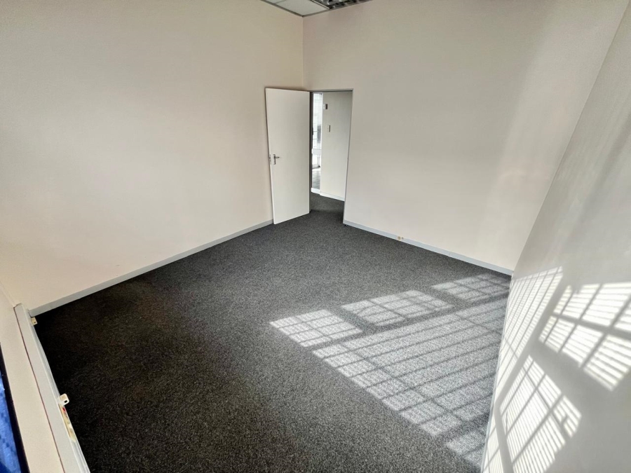 To Let commercial Property for Rent in Berea Eastern Cape